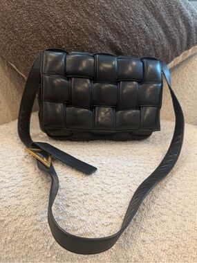 Bottega Veneta Cassette Crossbody Bag Black Leather